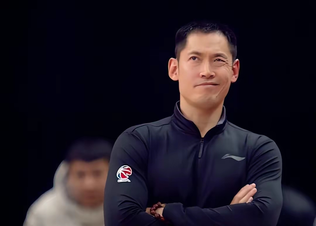 九游培训-防守体系完善，球队牢牢占据领先优势